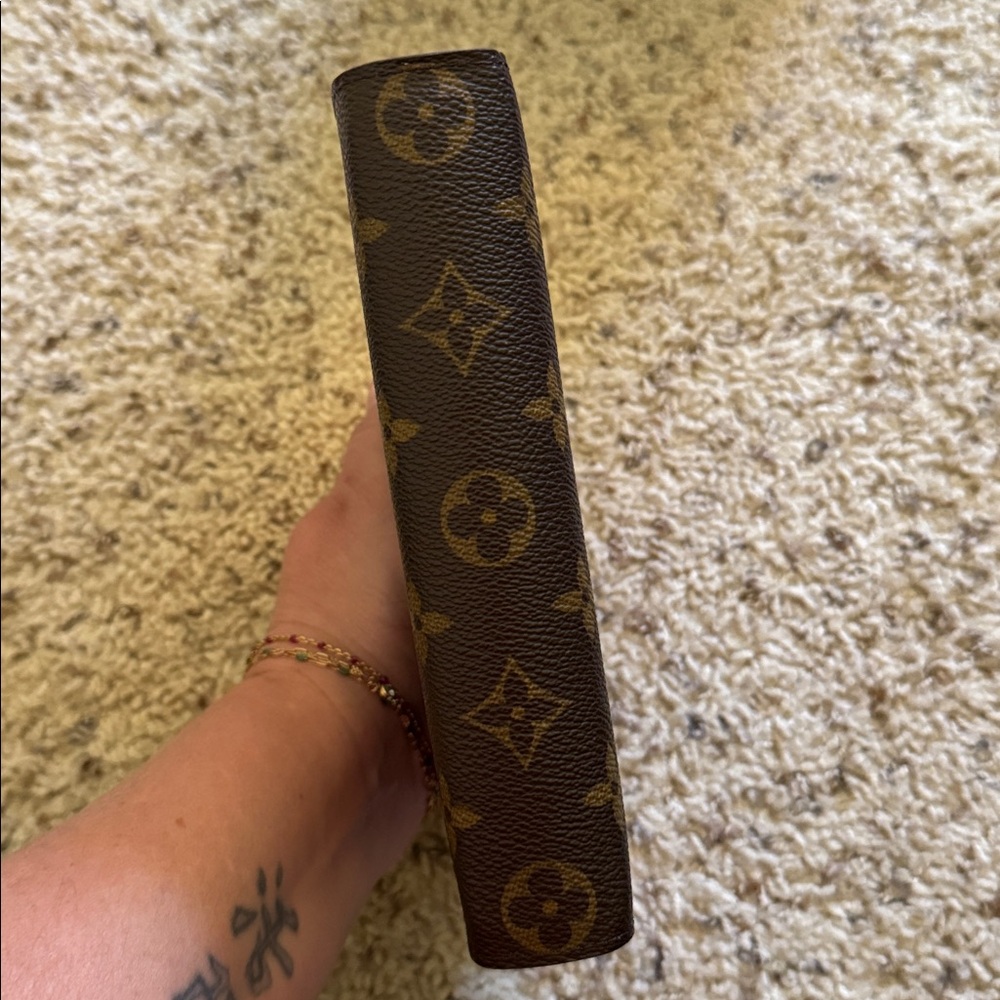 Louis Vuitton Brown Monogram MM Agenda - Picture 3 of 16